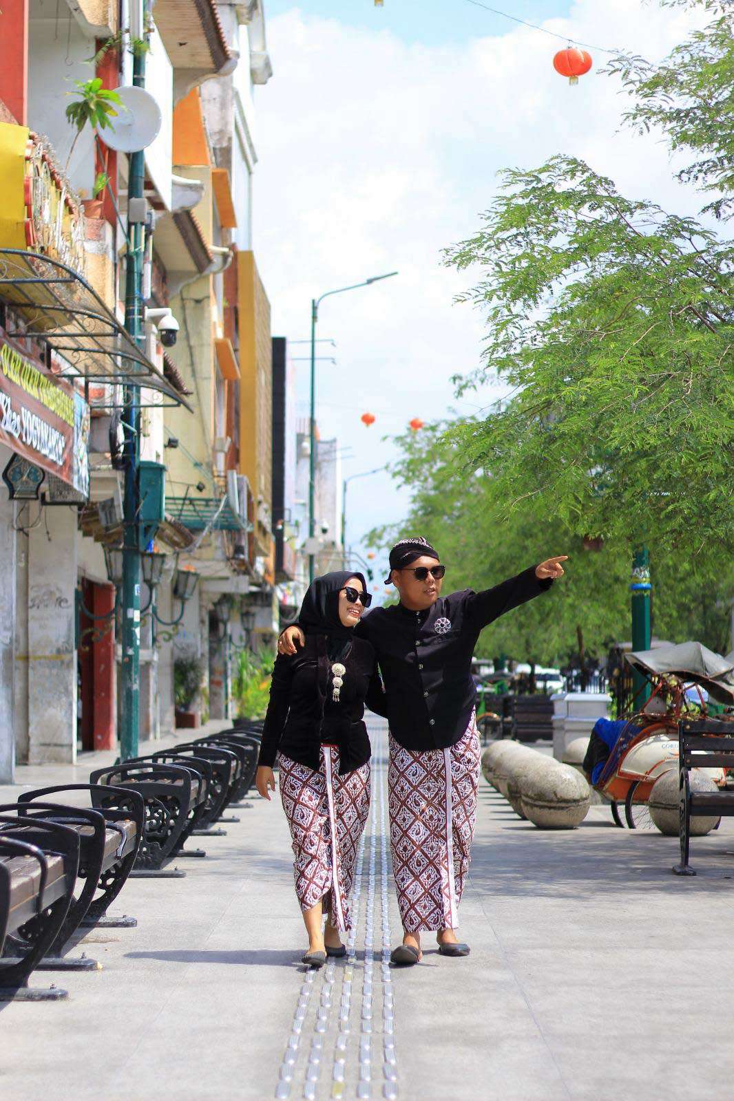 Sinta & Darmansyah100825 (1)-2