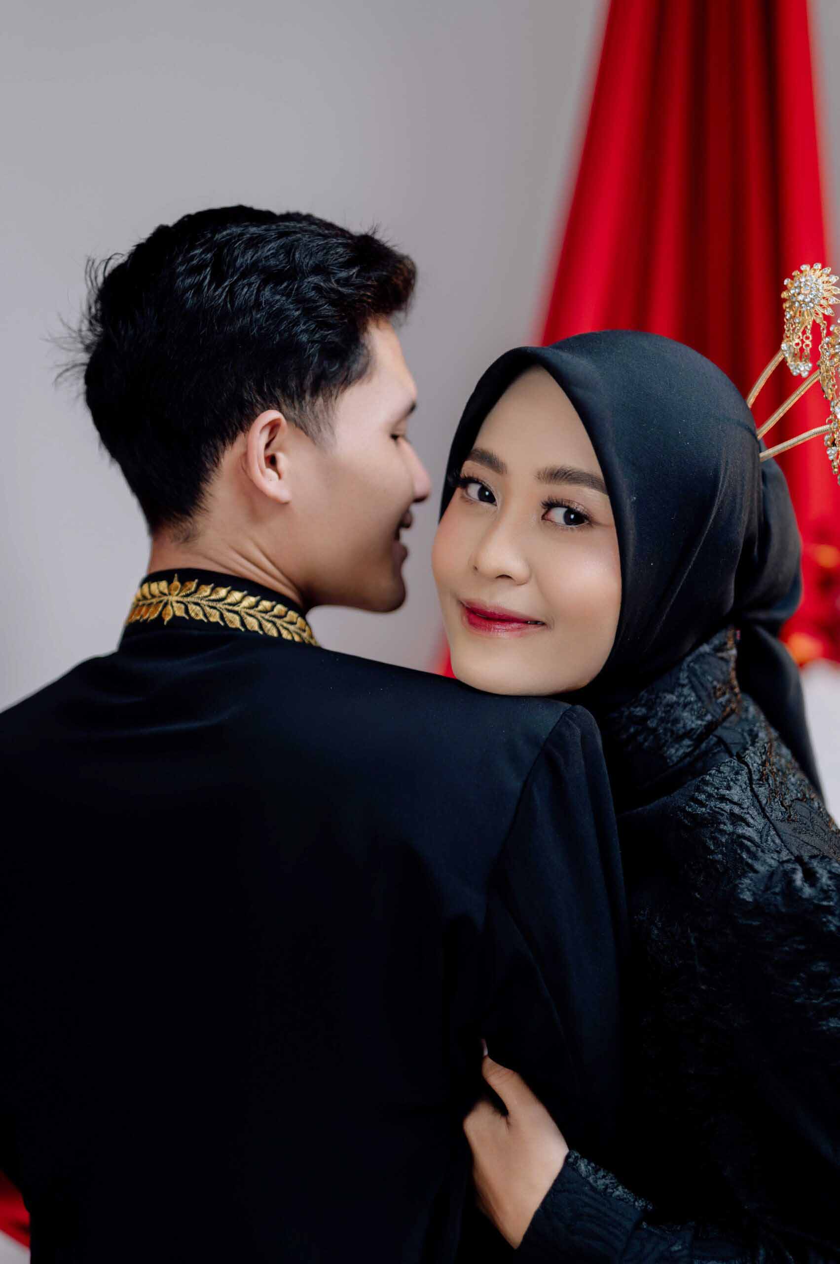 Winda & Dian310825 (2)