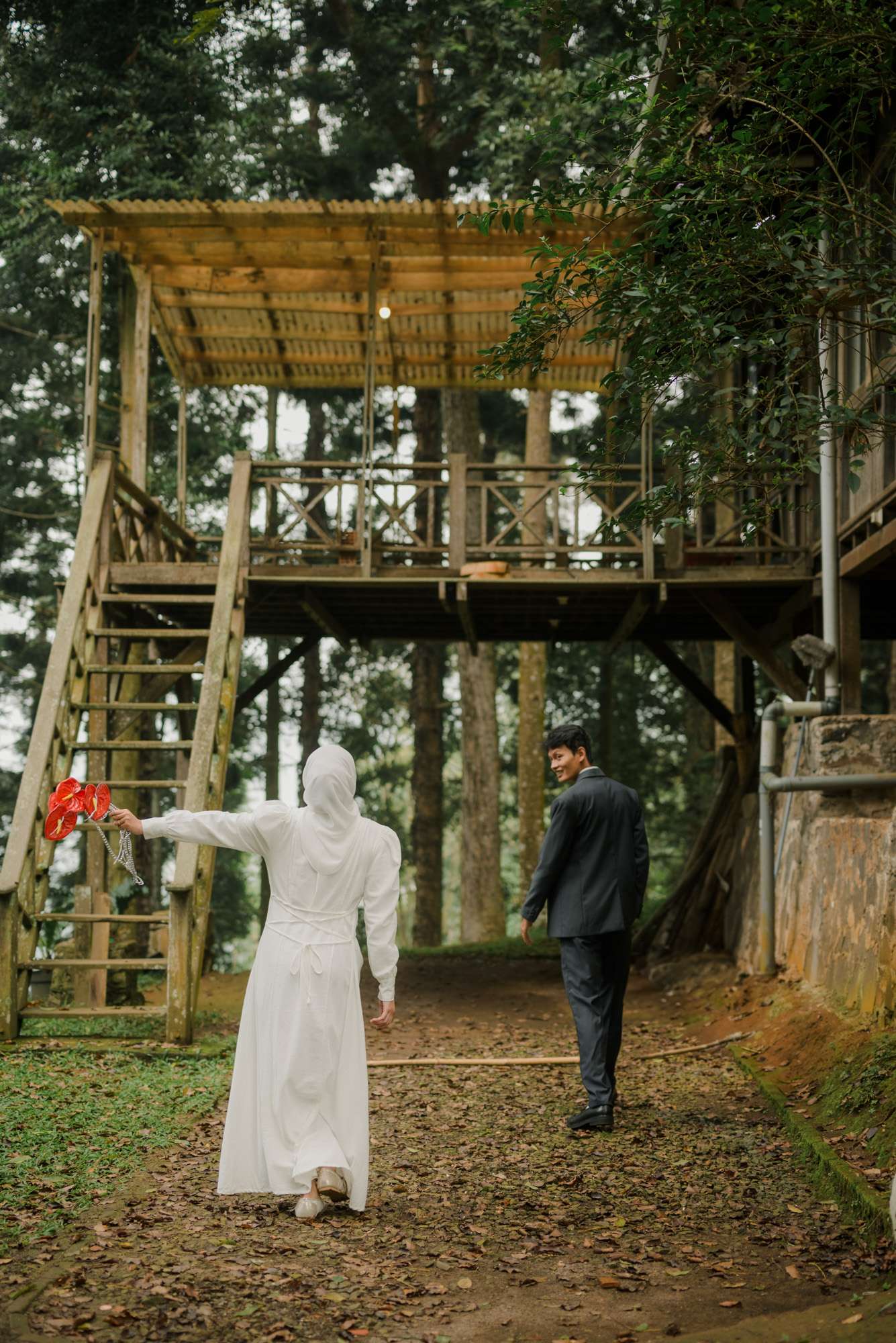 Gita & Minggus110125 (4)