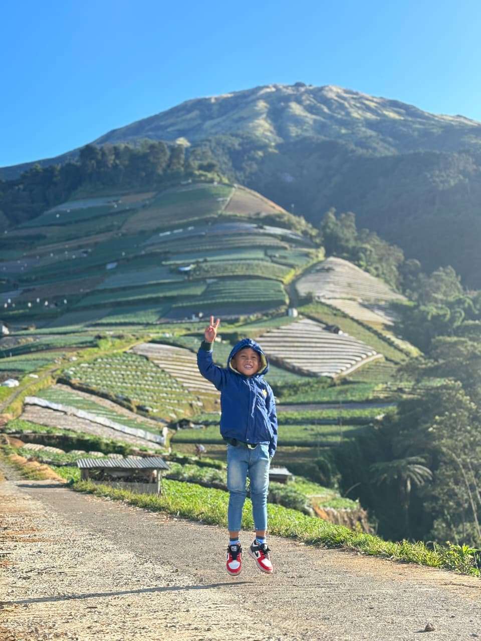 Khitanan Azka & Azzam011125 (1)