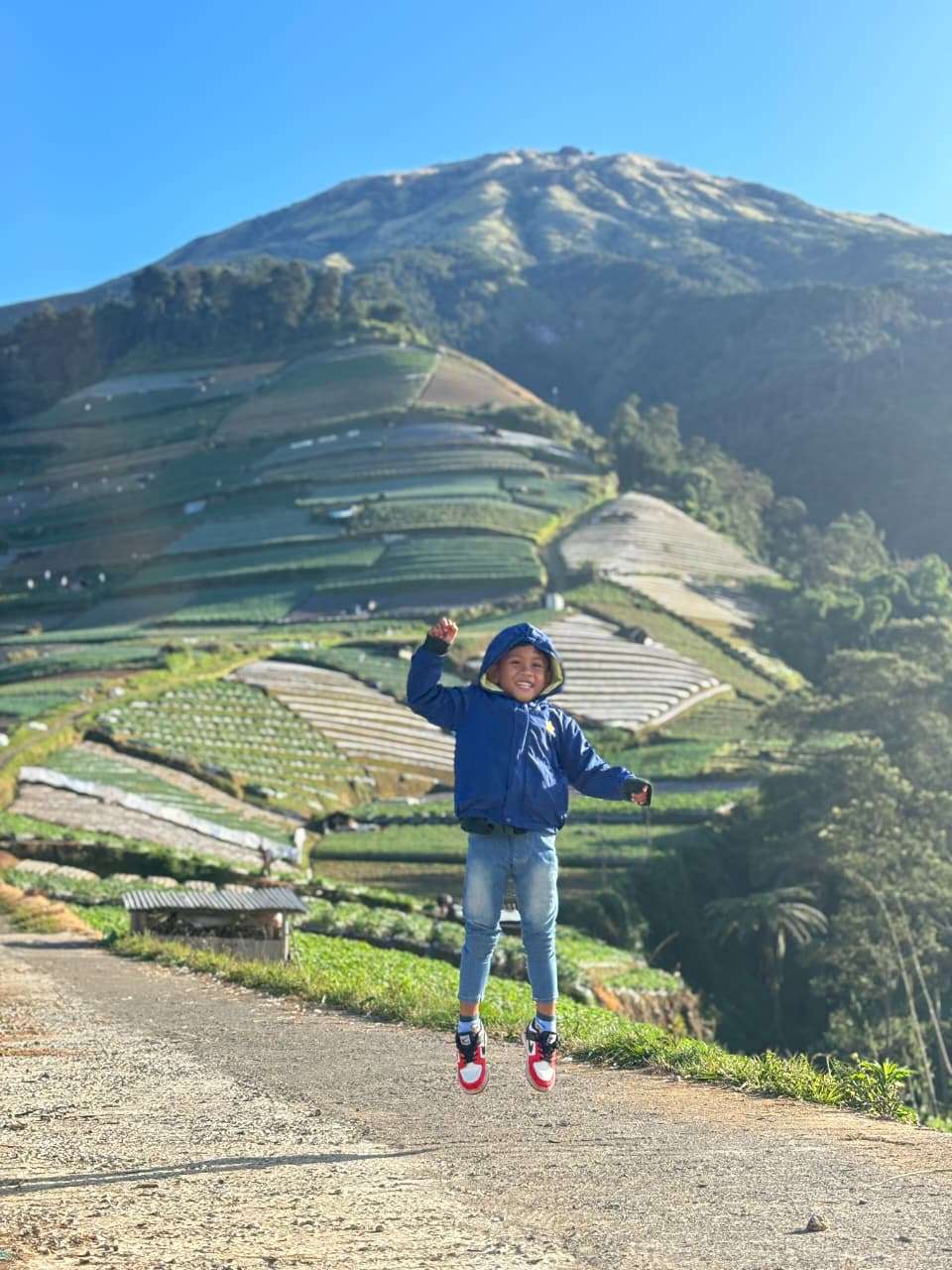 Khitanan Azka & Azzam011125 (6)