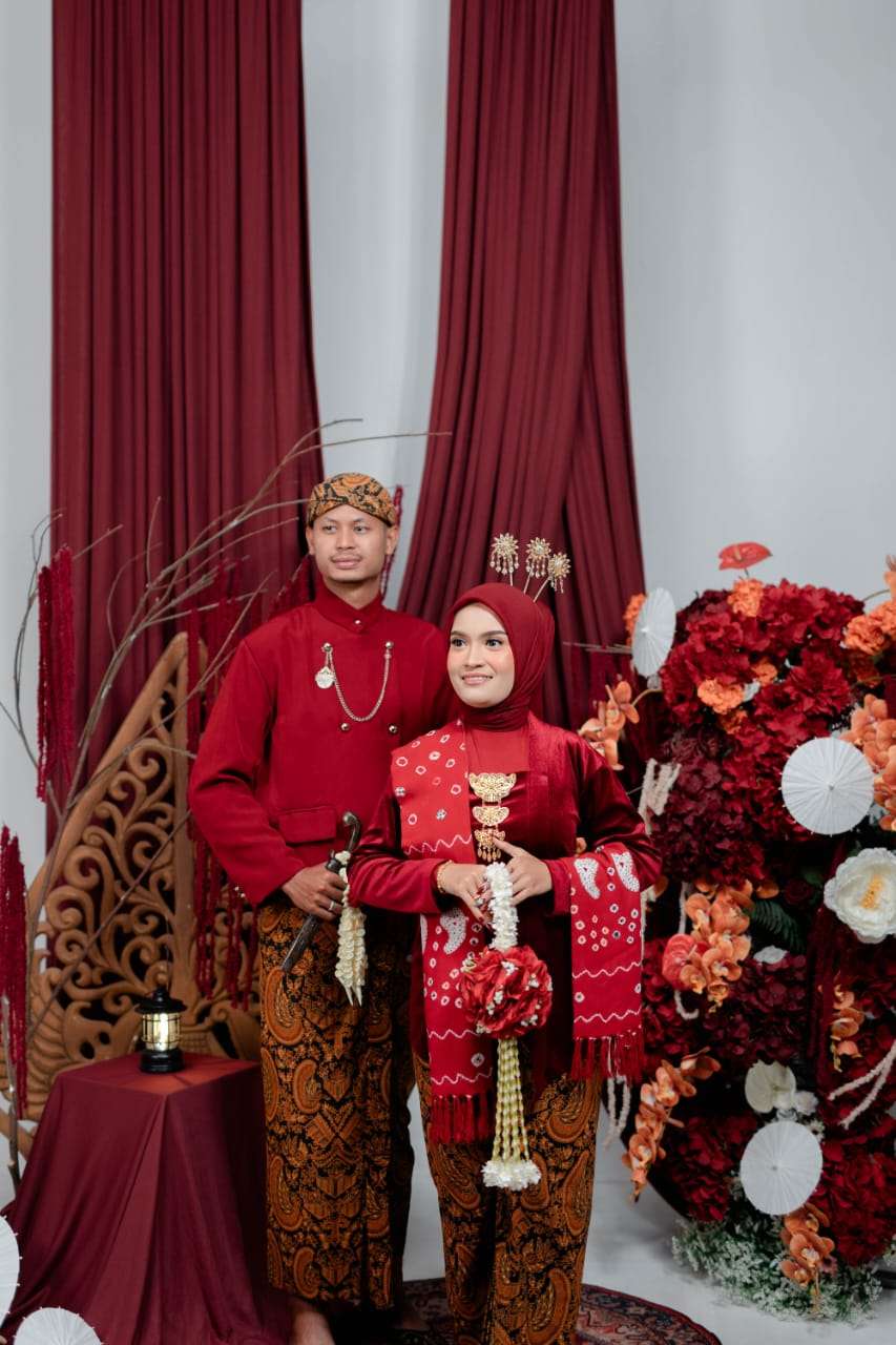 Vina & Febi131225 (15)