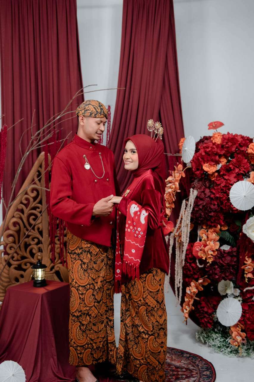 Vina & Febi131225 (2)