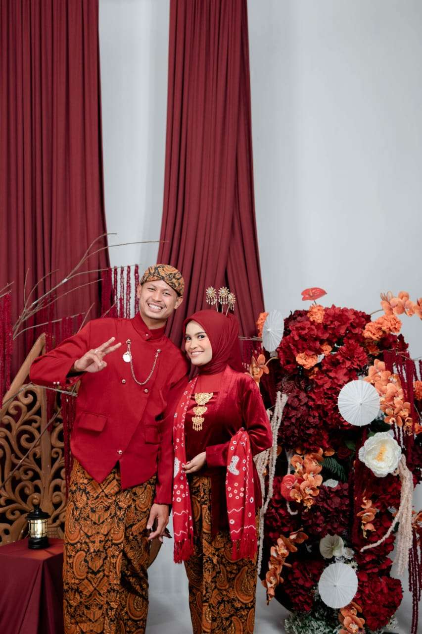 Vina & Febi131225 (4)