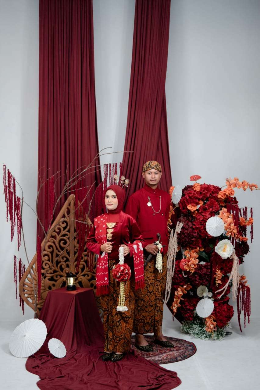 Vina & Febi131225 (5)