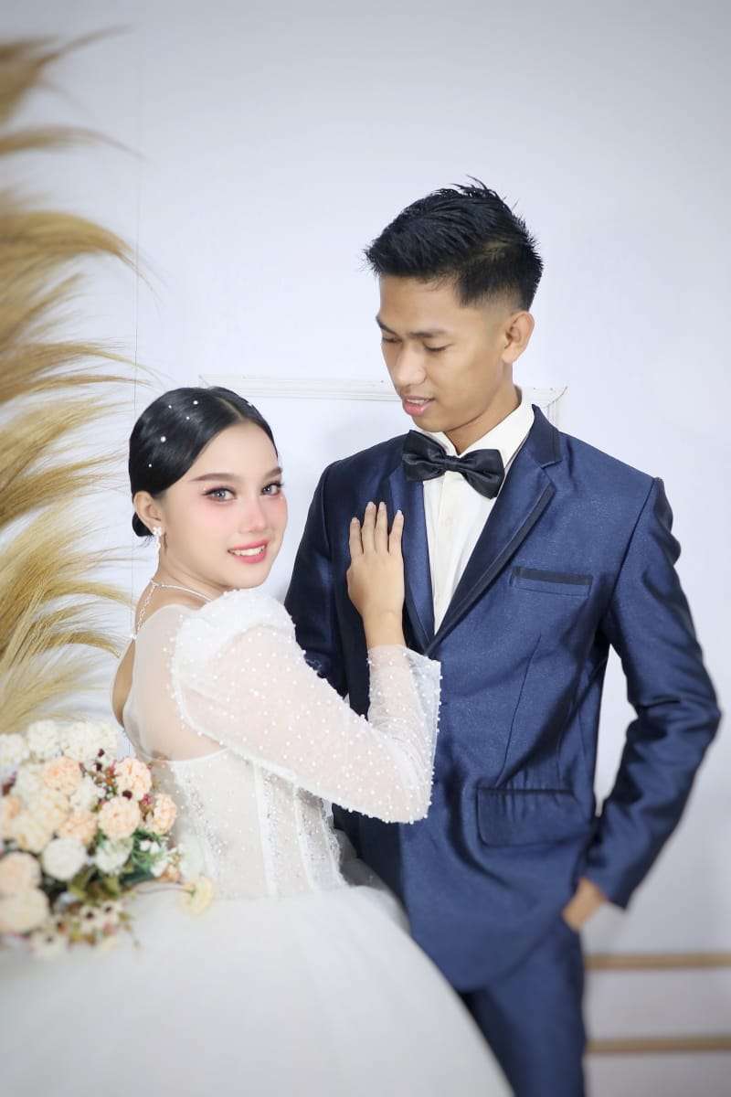 Feri & Dhini221125