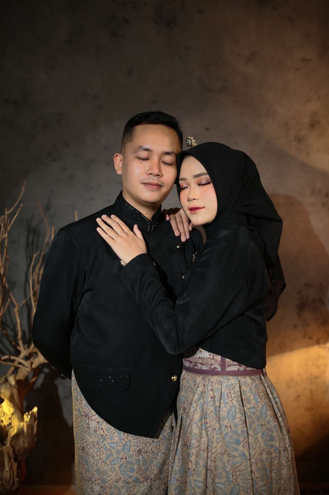 Ina & Ridwan100125