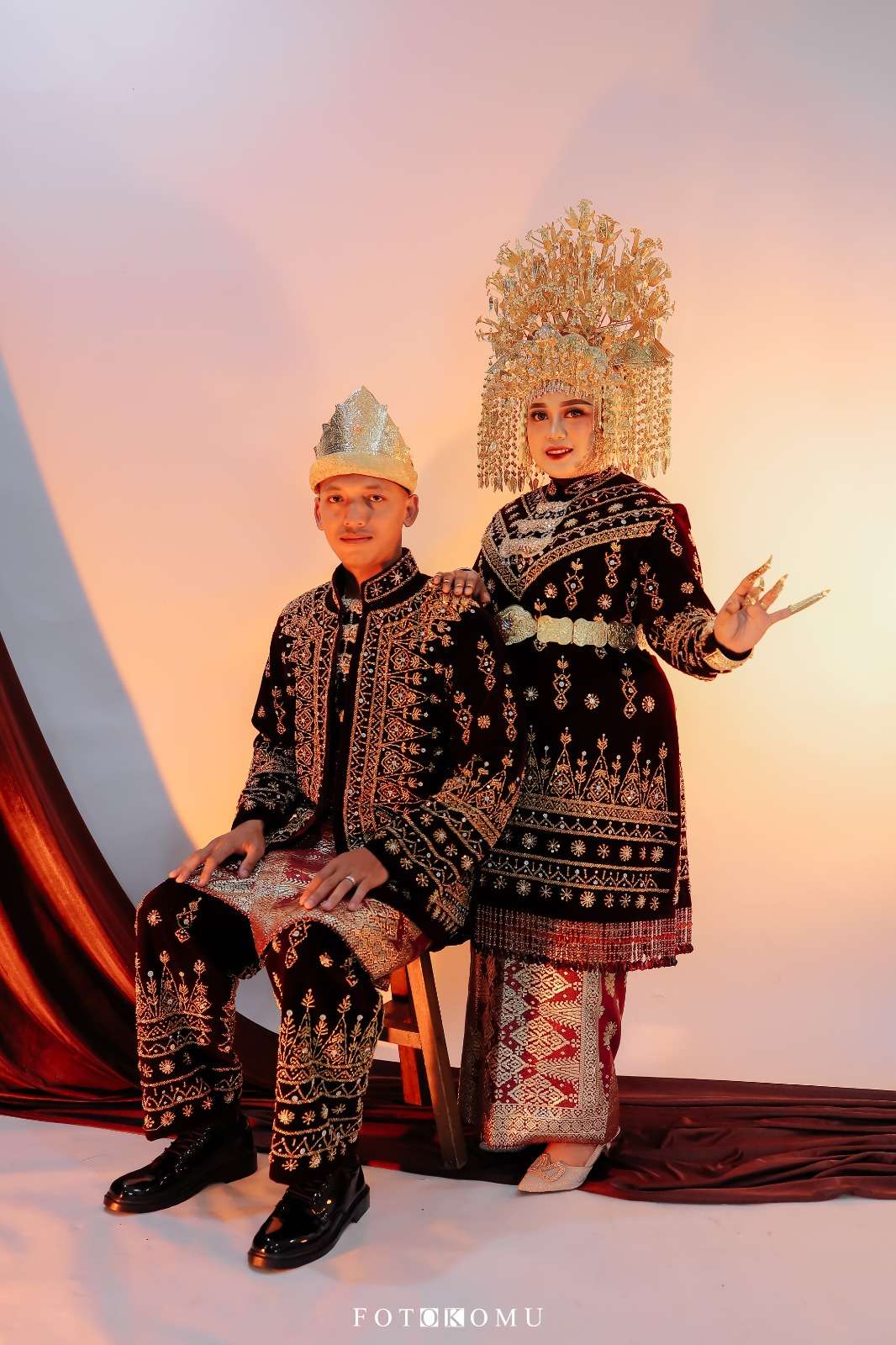 Bella & Crismon260126