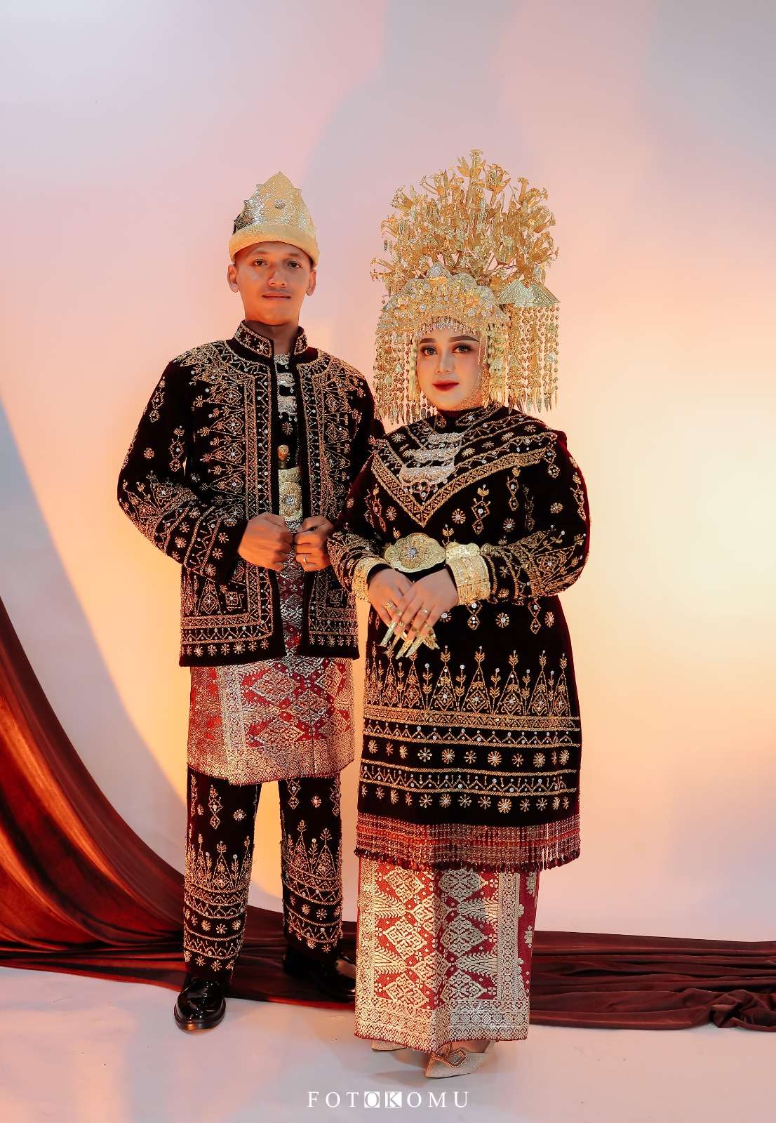 Bella & Crismon260126