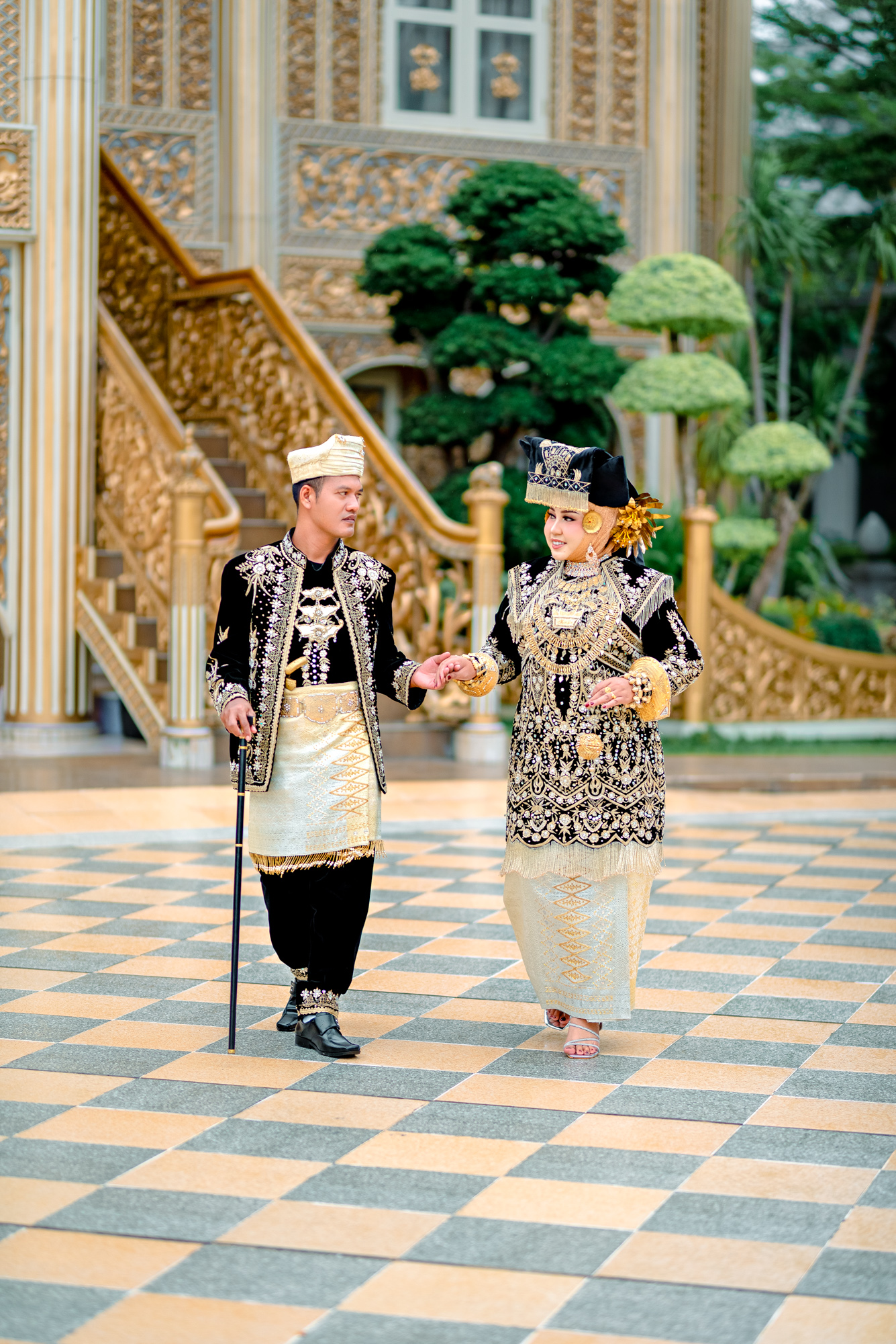 Resty & Herman251225