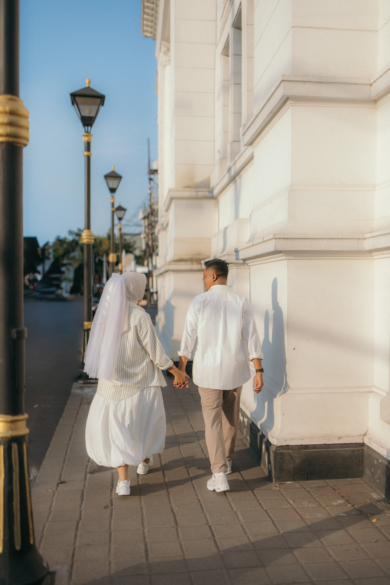 Handy & Lusiana170126