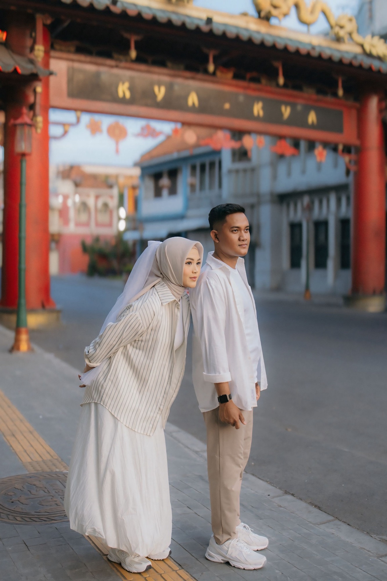 Handy & Lusiana170126