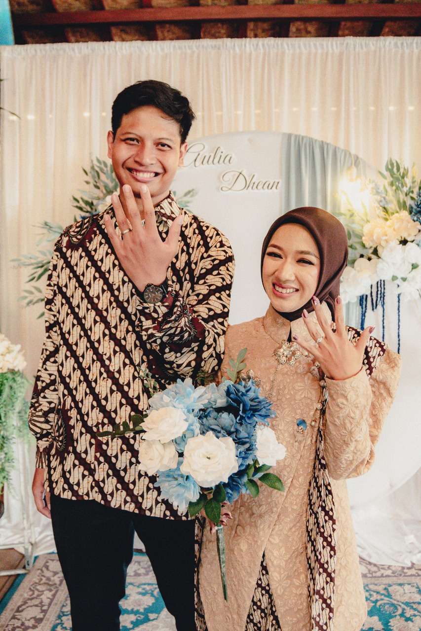 Aulia & Deandhika201225