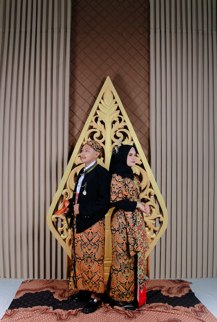 Ningsih & Rizqi291225