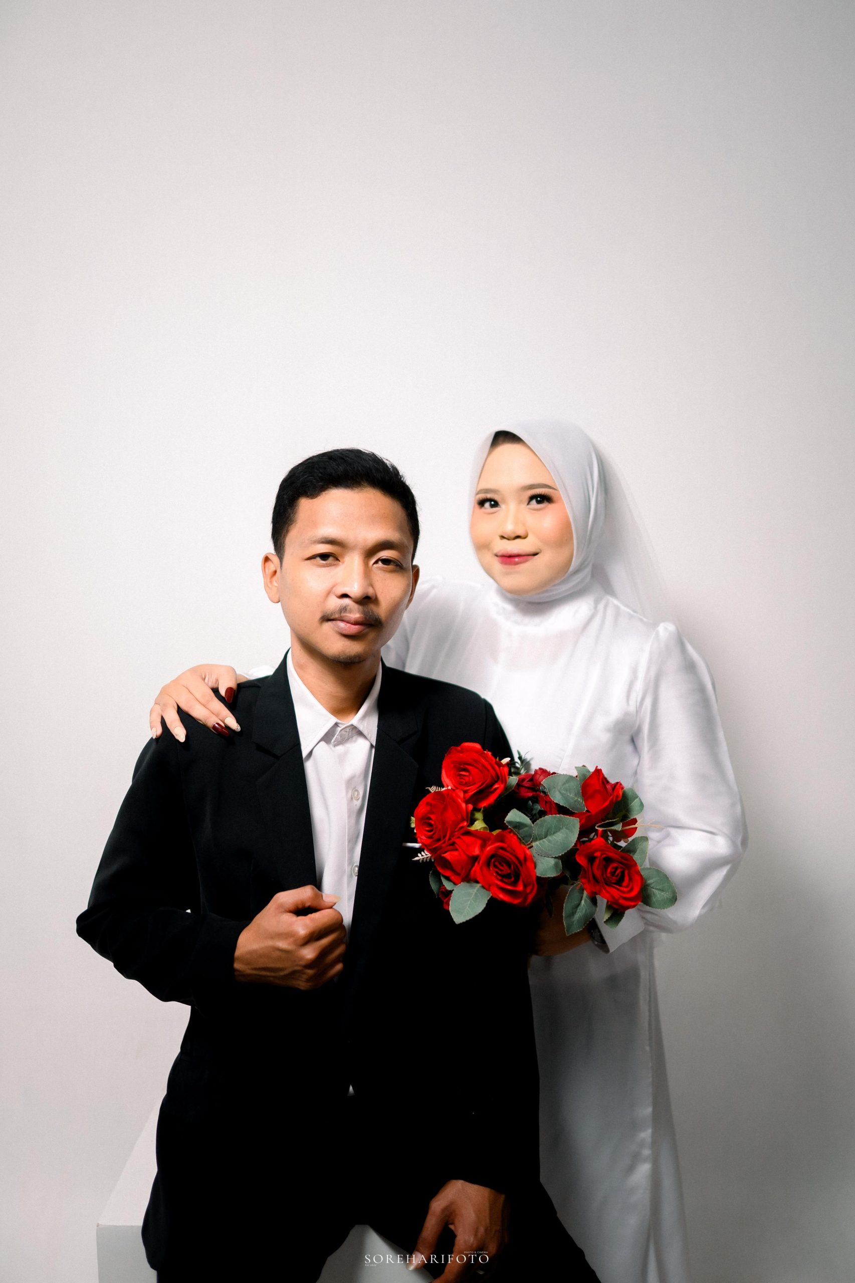 Fatima & Megan290326