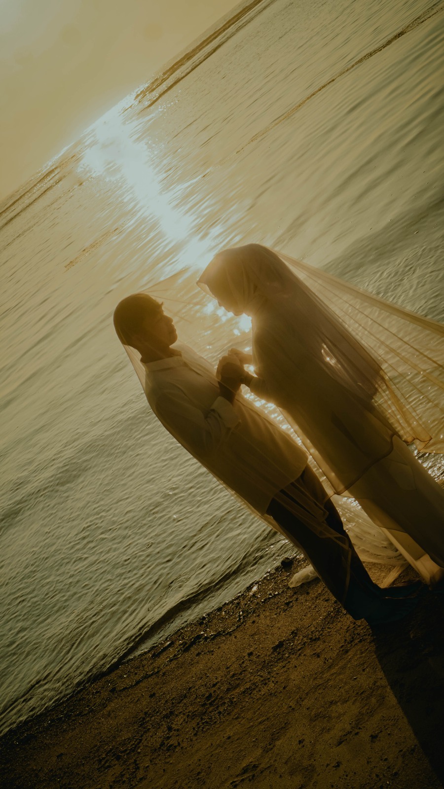 Putri & Apriandi 050926