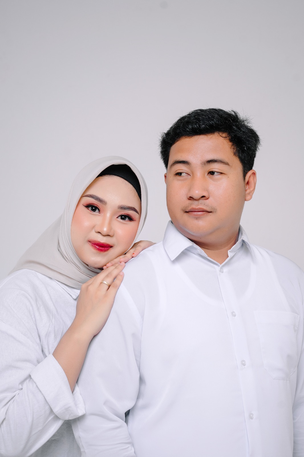 Aini & Sani 060926