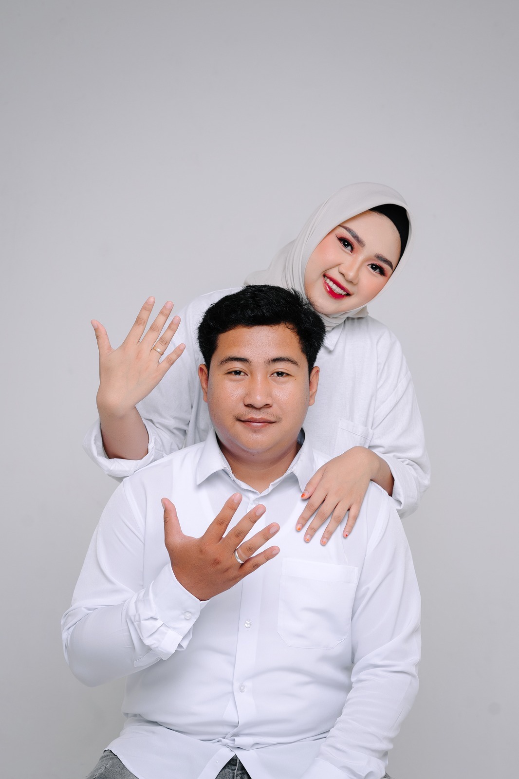Aini & Sani 060926