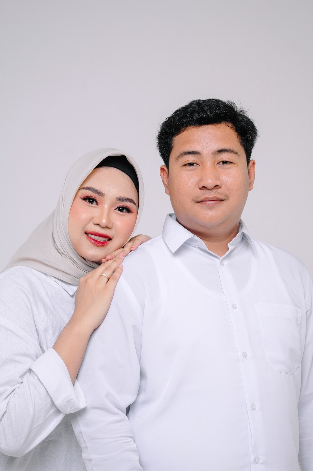 Aini & Sani 060926