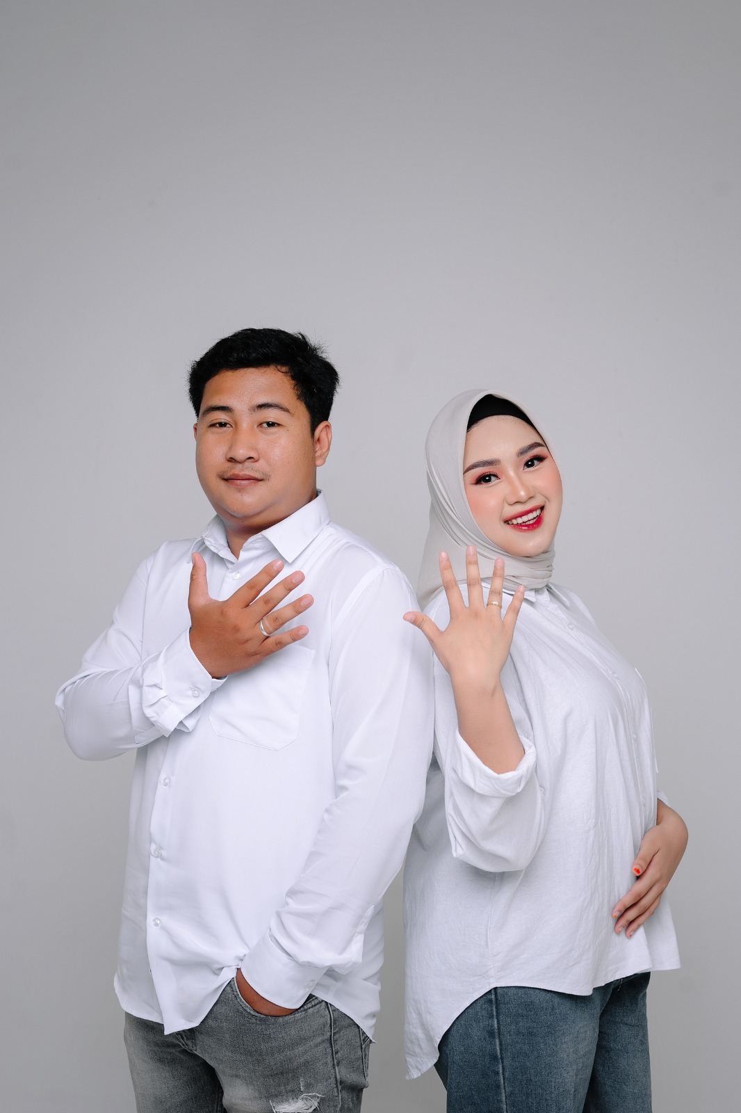 Aini & Sani 060926