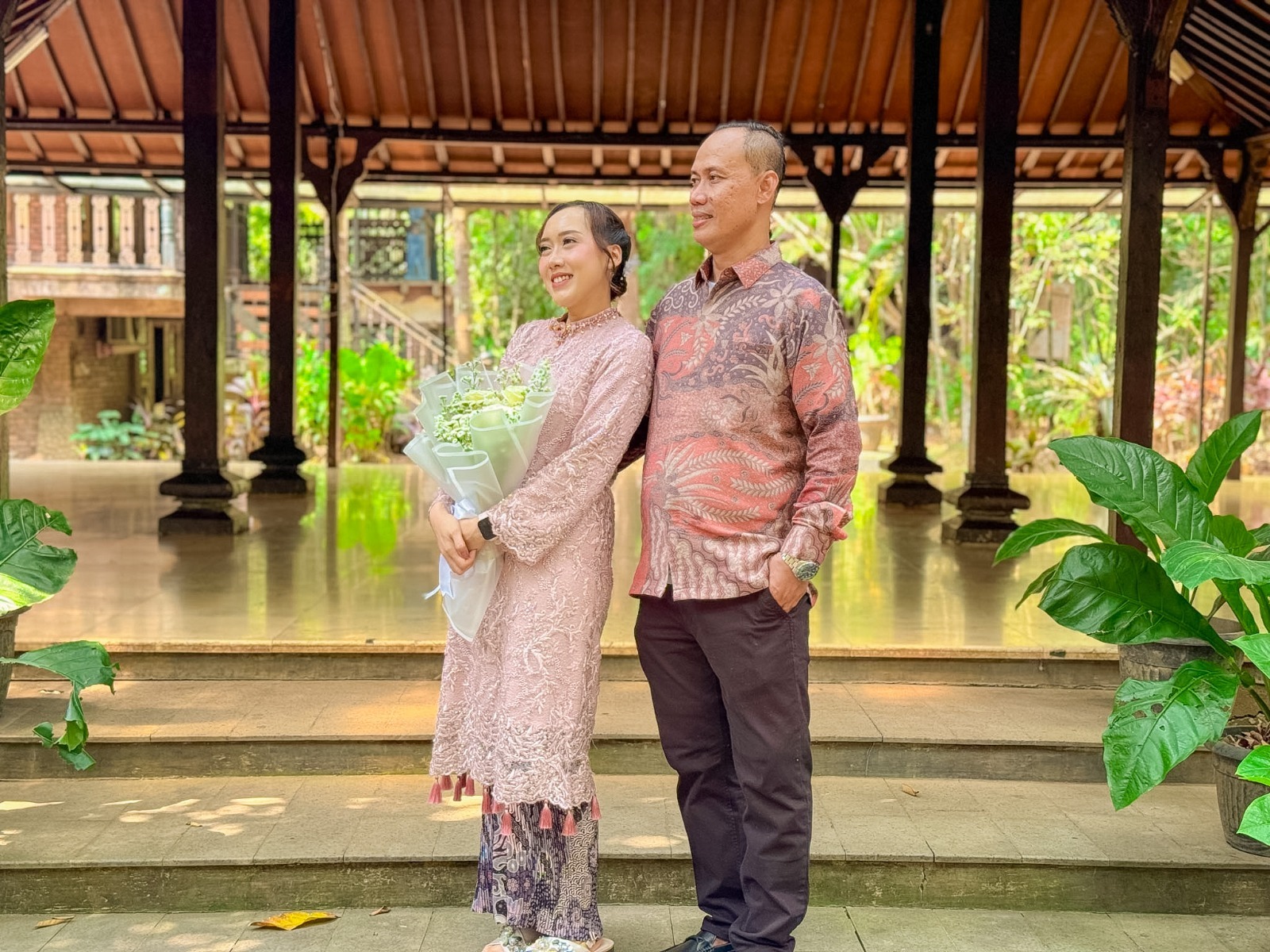 Nita & Onny 311026