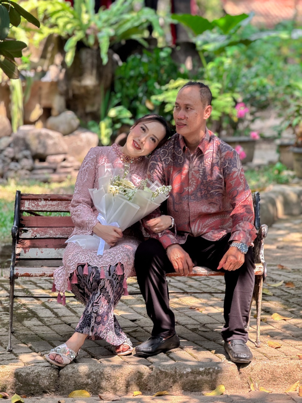 Nita & Onny 311026