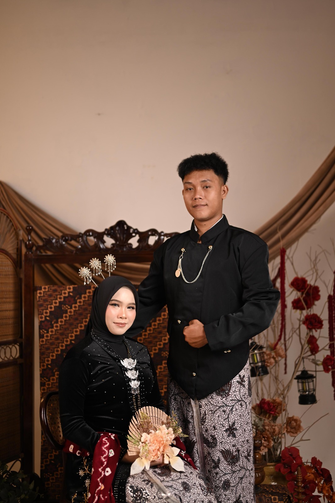 Mina & Halim 081126