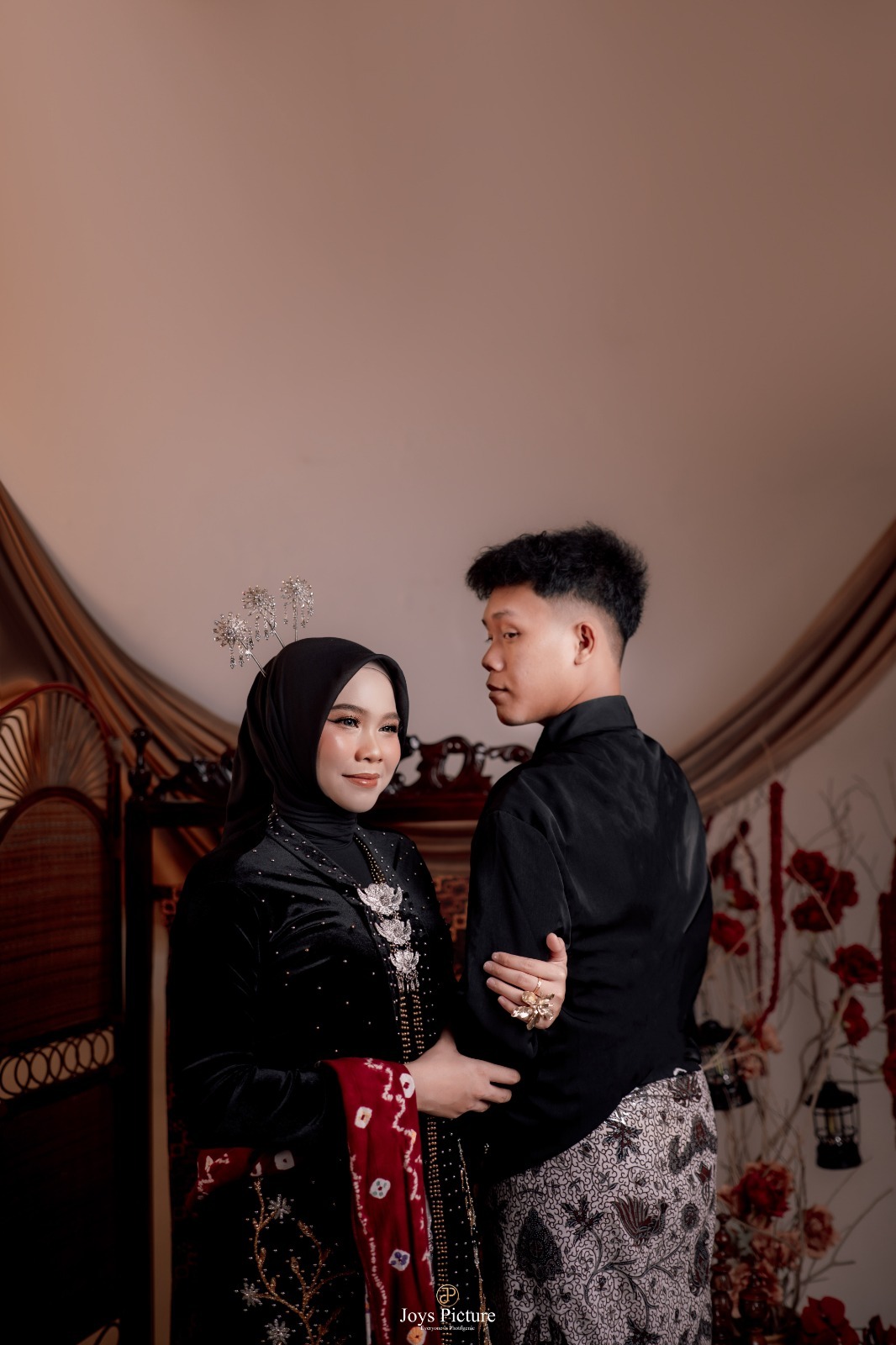 Mina & Halim 081126