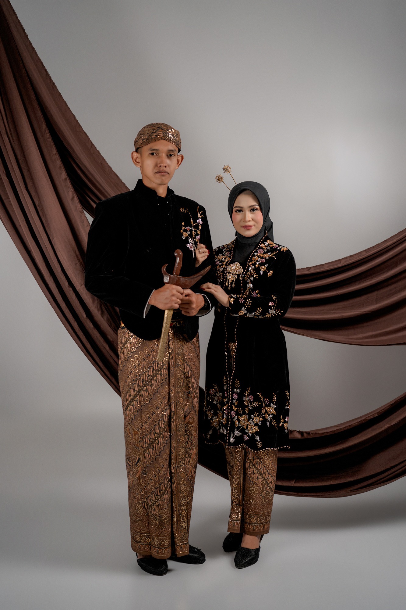 Apvia & Galih270926