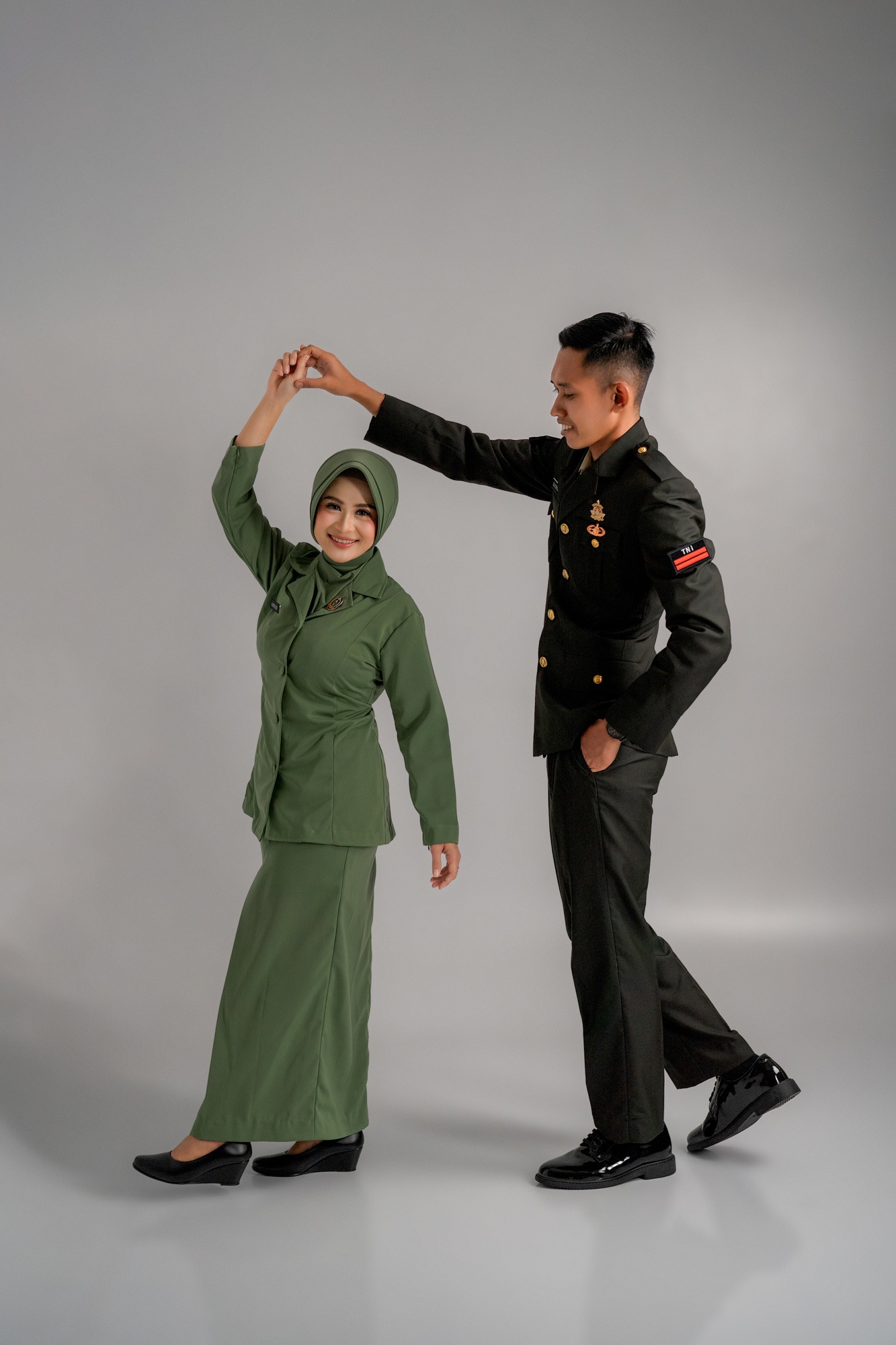 Apvia & Galih270926