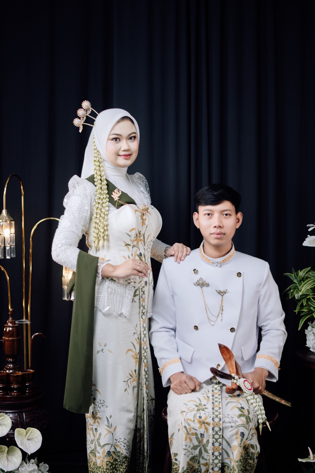 Eris & Pendi291126