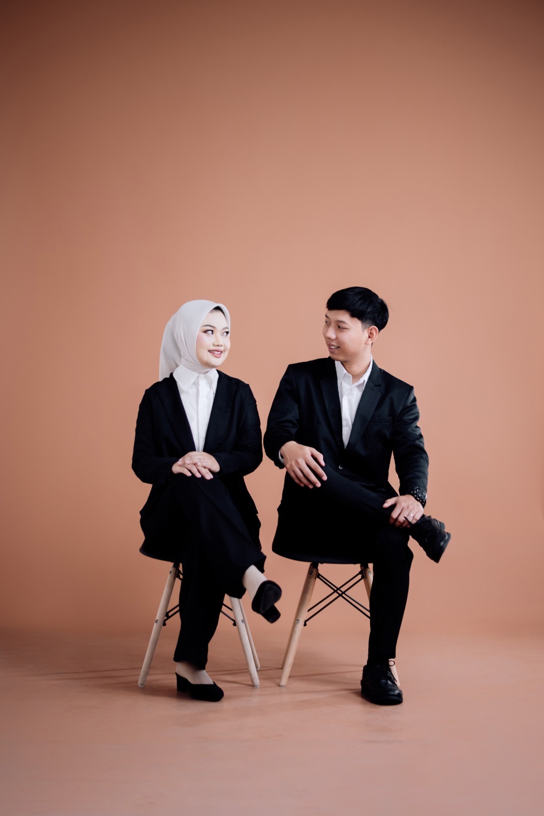 Eris & Pendi291126
