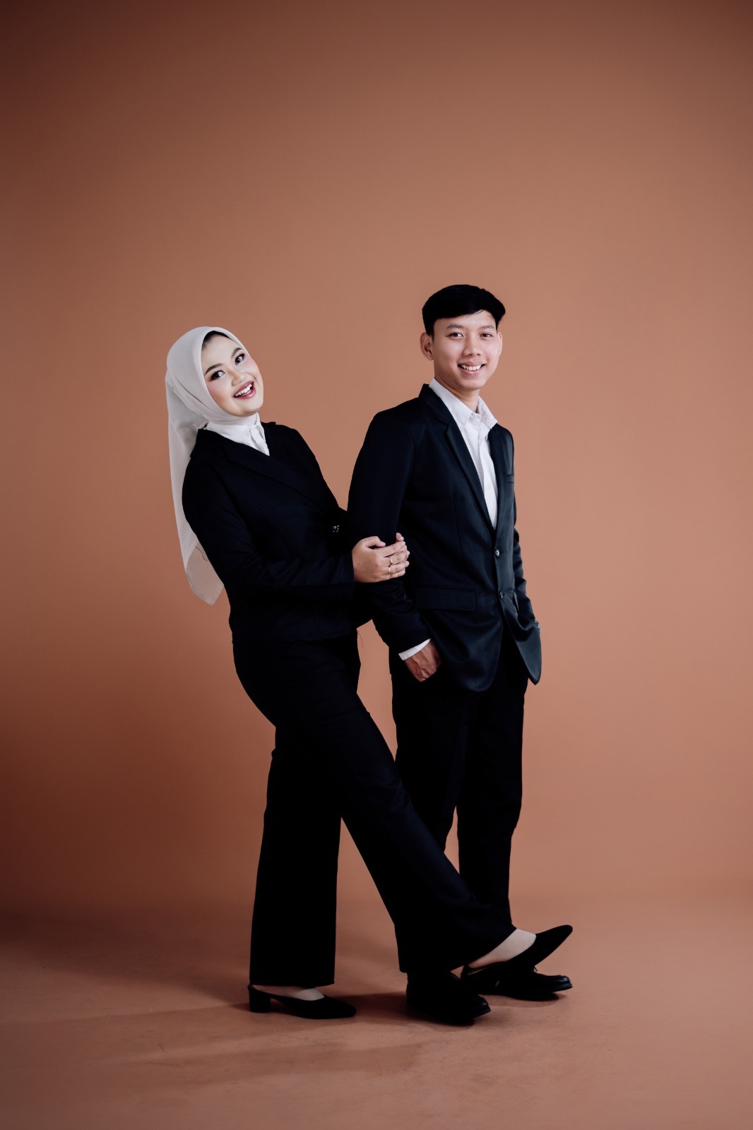 Eris & Pendi291126