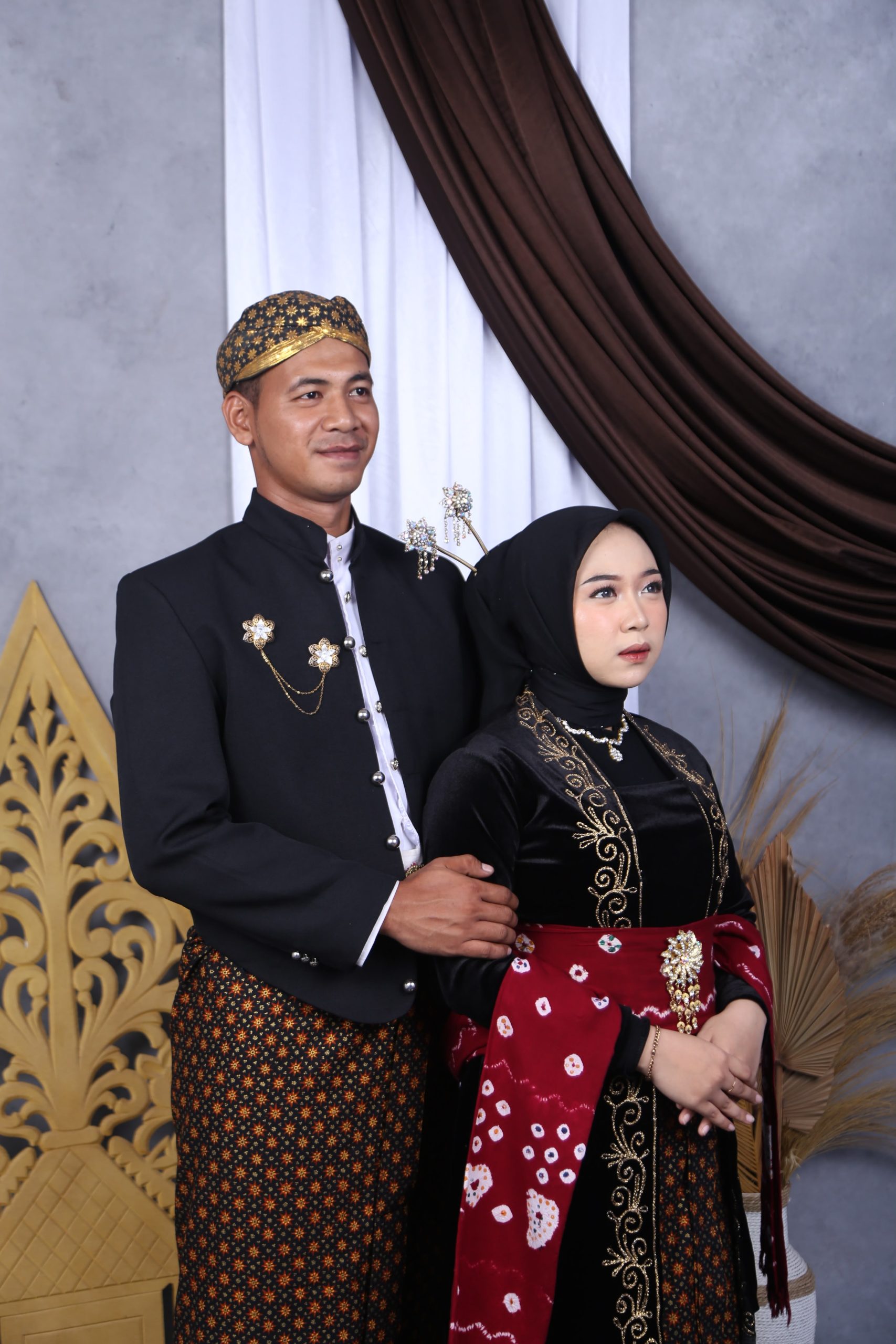 Okta & Goho041026