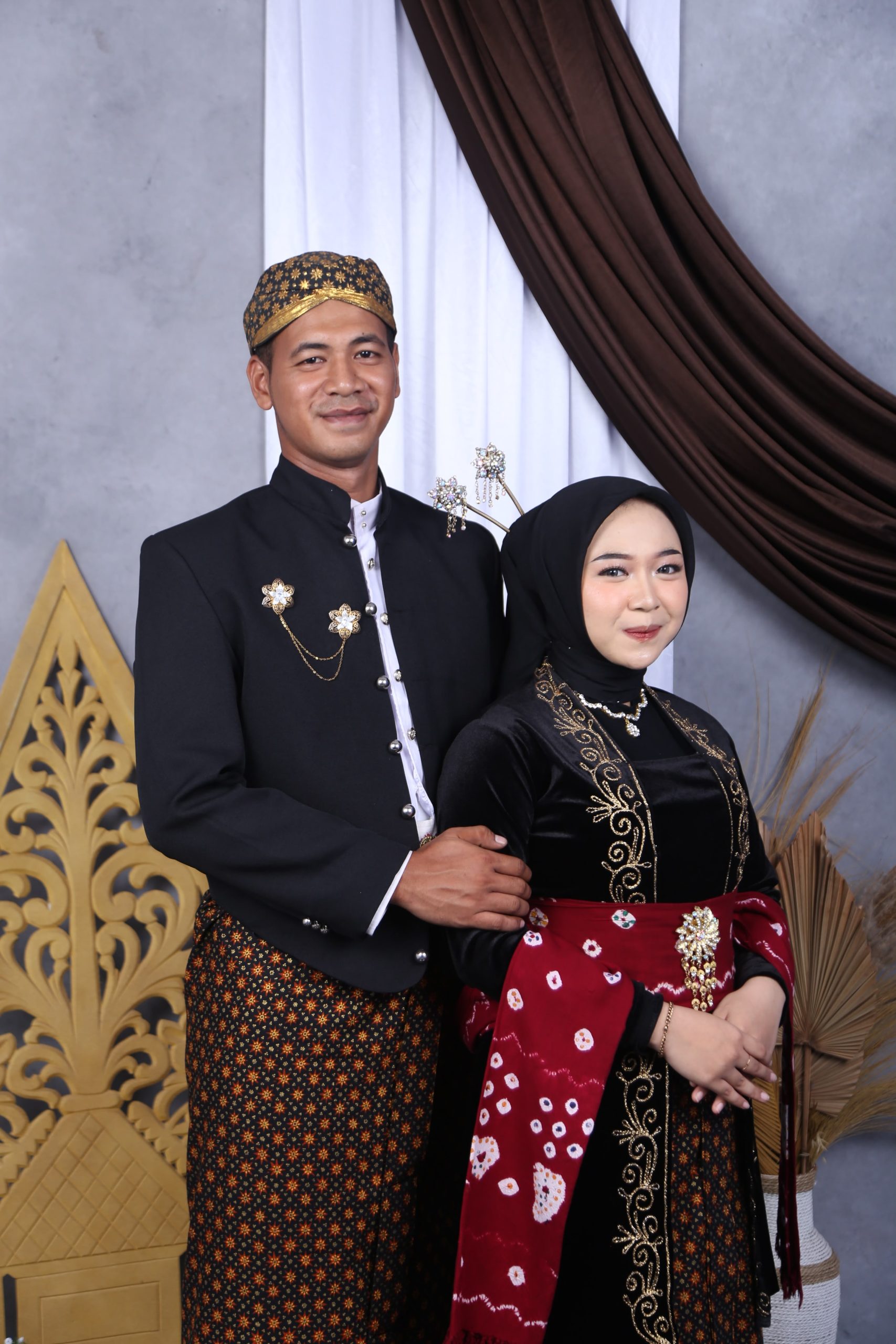 Okta & Goho041026