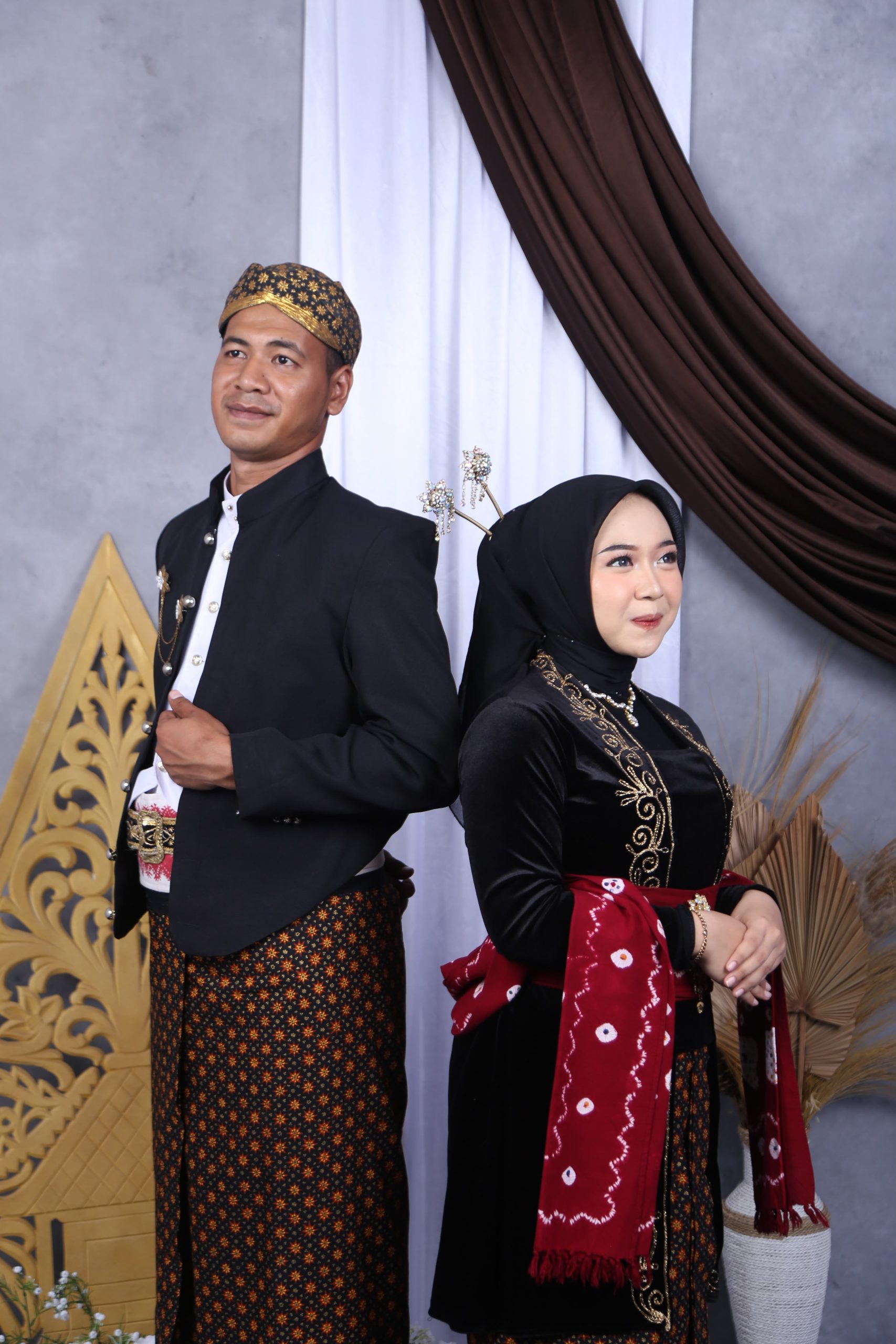 Okta & Goho041026