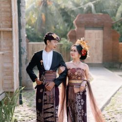 Adit & Ayu Eka081225