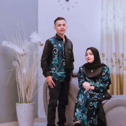 Dijah & Wawan081125 Dijah & Wawan081125