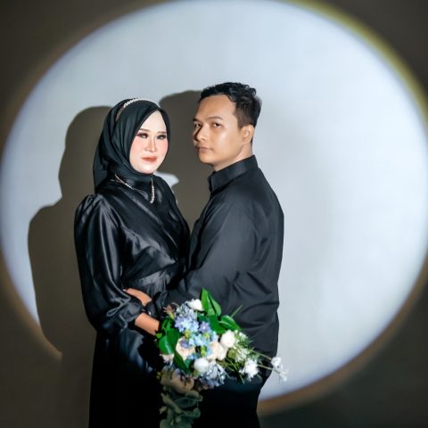Farah & Bindaru090826