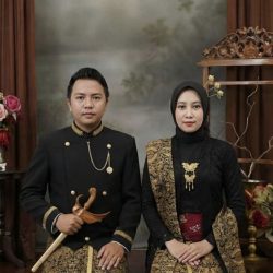 Sherly & Ikus070826