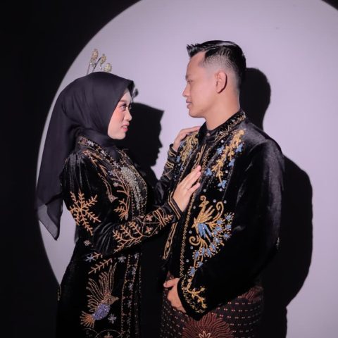 Tasya & Karel060826