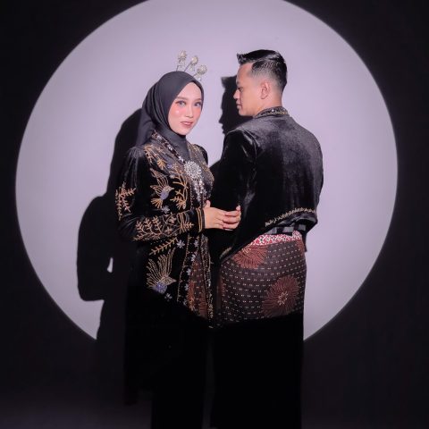 Tasya & Karel060826