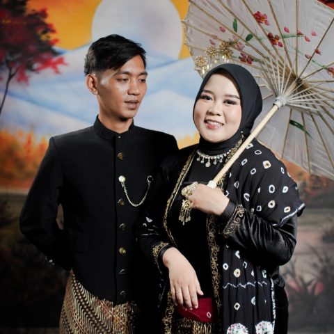 Tari & Verdi120726