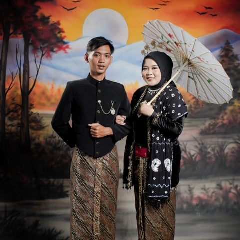Tari & Verdi120726