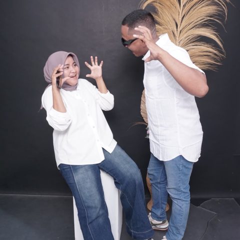 Ine & Adji180726