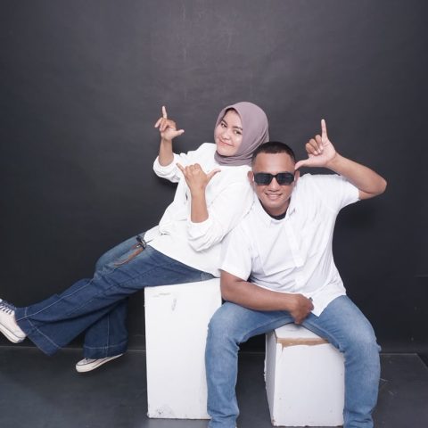 Ine & Adji180726