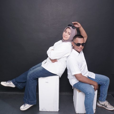 Ine & Adji180726